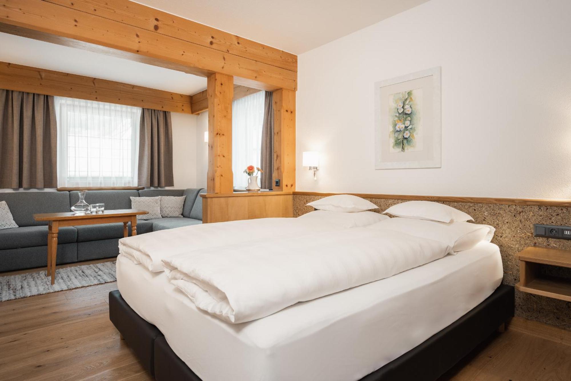Jochum Hotel Garni Fiss Exteriér fotografie